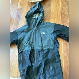 North Face Men’s Rainjacket LG